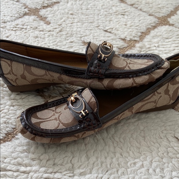 Vintage Coach Women's Brown Loafers - Picture 1 of 4